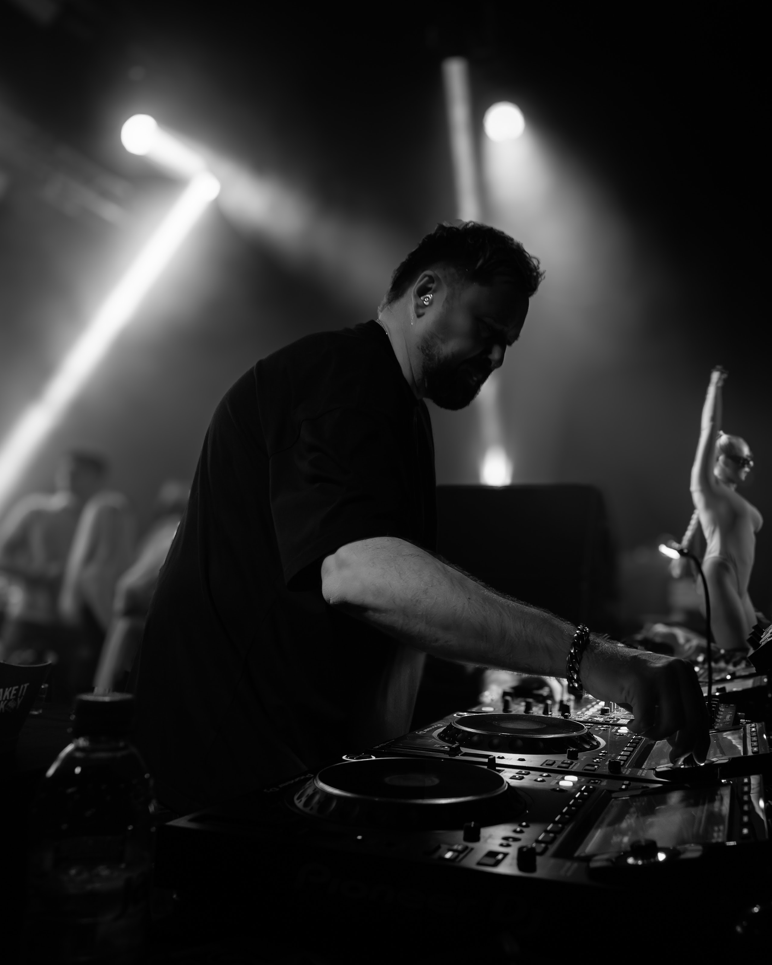 UMEK — FUTURESCOPE